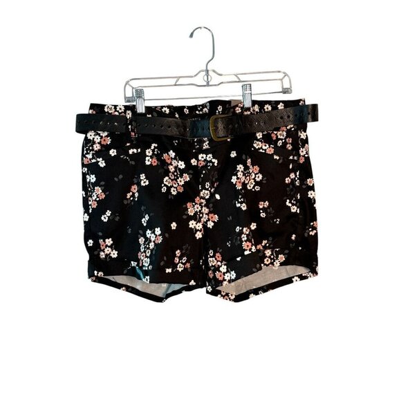 torrid Pants - Torrid Womens Black Floral Cuffed Shorts With Perforated Belt Size 18 Cotton